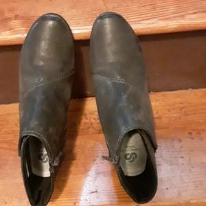 Womans Shoe